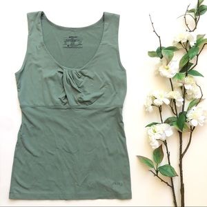 Patagonia Workout Green Scoop Neck Tank Top S